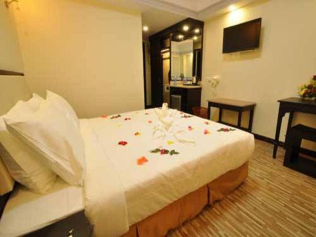 Hotel Heaven יאנגון מראה חיצוני תמונה