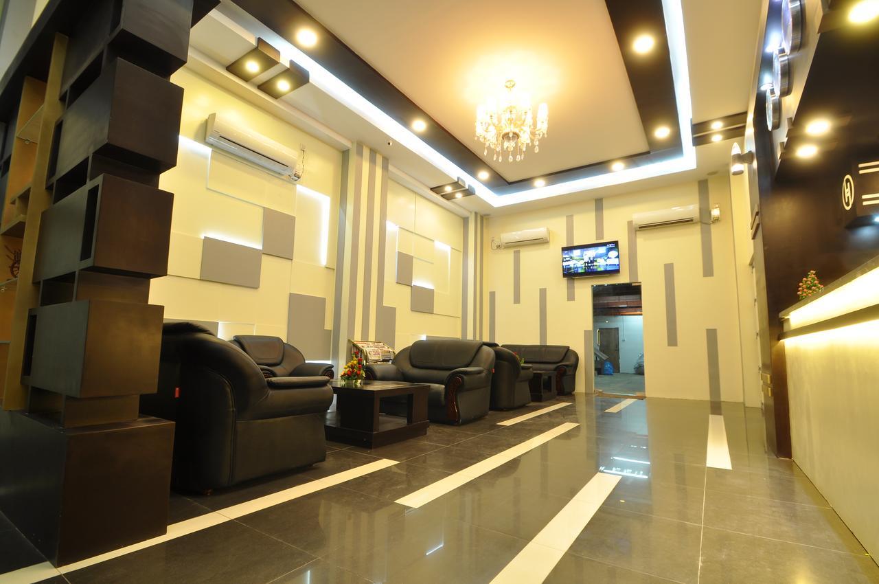 Hotel Heaven יאנגון מראה חיצוני תמונה