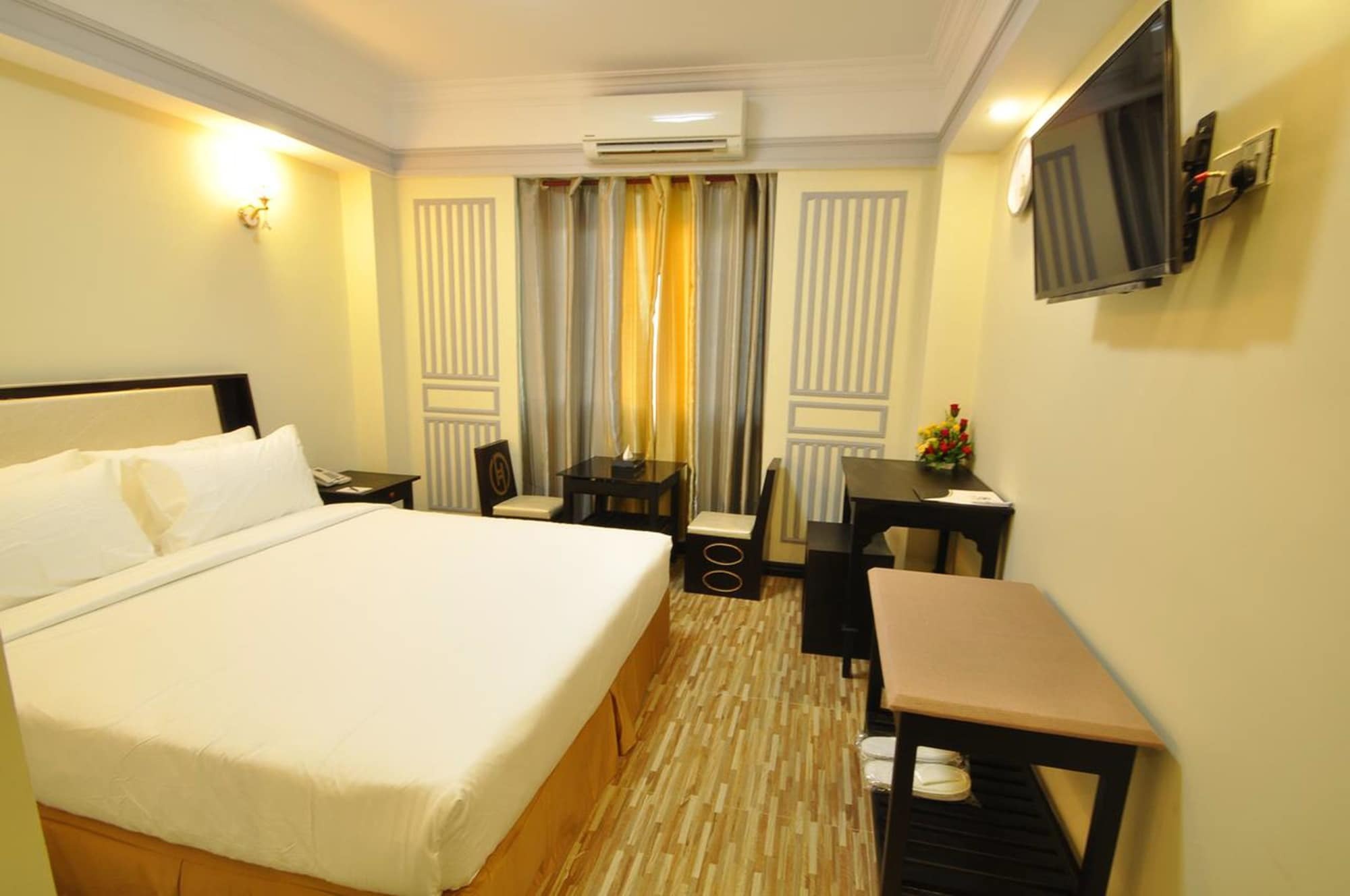 Hotel Heaven יאנגון מראה חיצוני תמונה